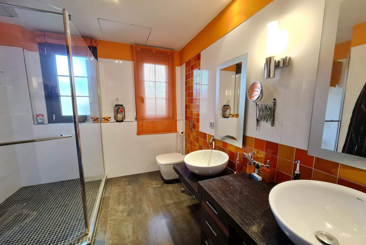 Chalet Independiente Villaviciosa de Odon Bano