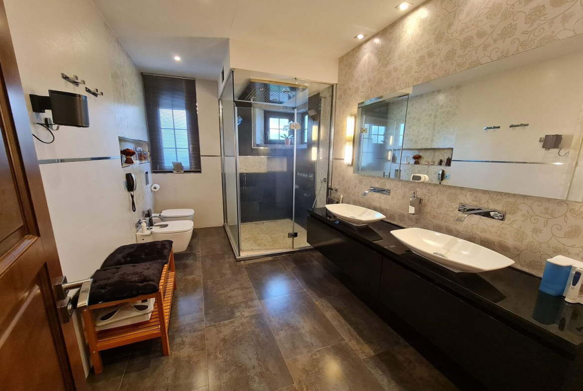 Chalet Independiente Villaviciosa de Odon Bano