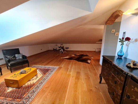 Chalet Independiente Villaviciosa de Odon Buhardilla