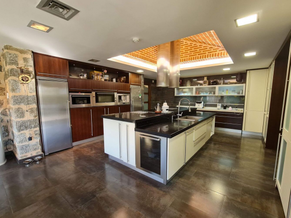 Chalet Independiente Villaviciosa de Odon Cocina