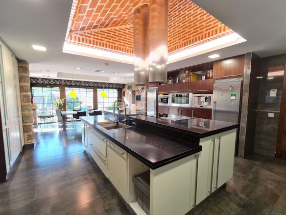 Chalet Independiente Villaviciosa de Odon Cocina