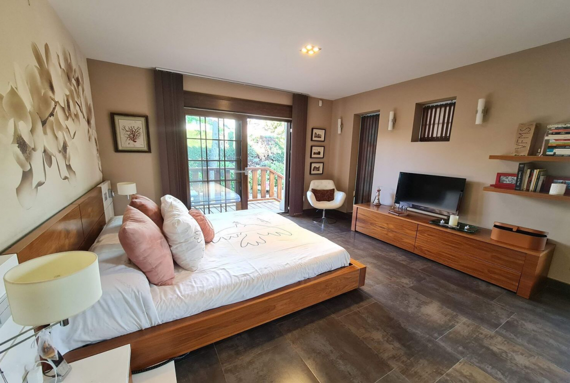 Chalet Independiente Villaviciosa de Odon Dormitorio