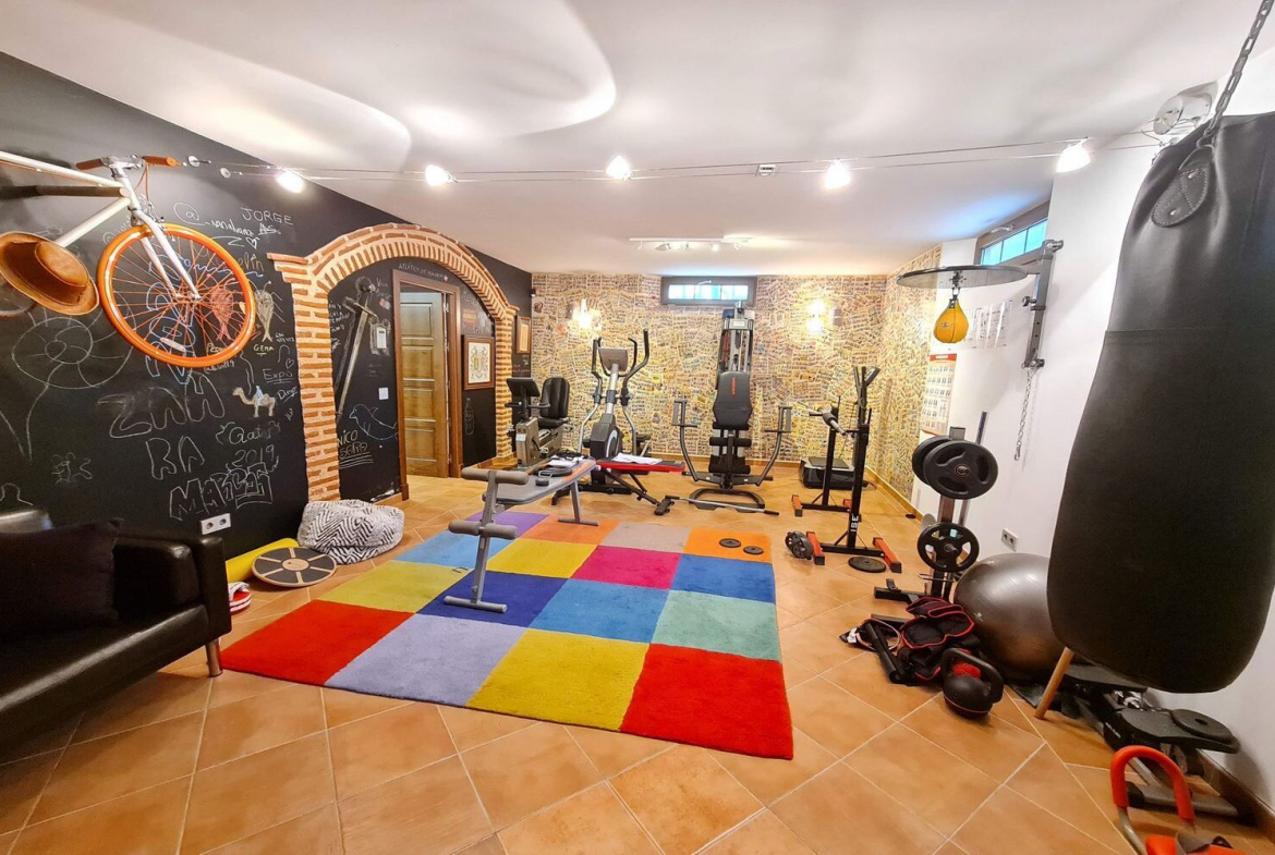 Chalet Independiente Villaviciosa de Odon Gimnasio