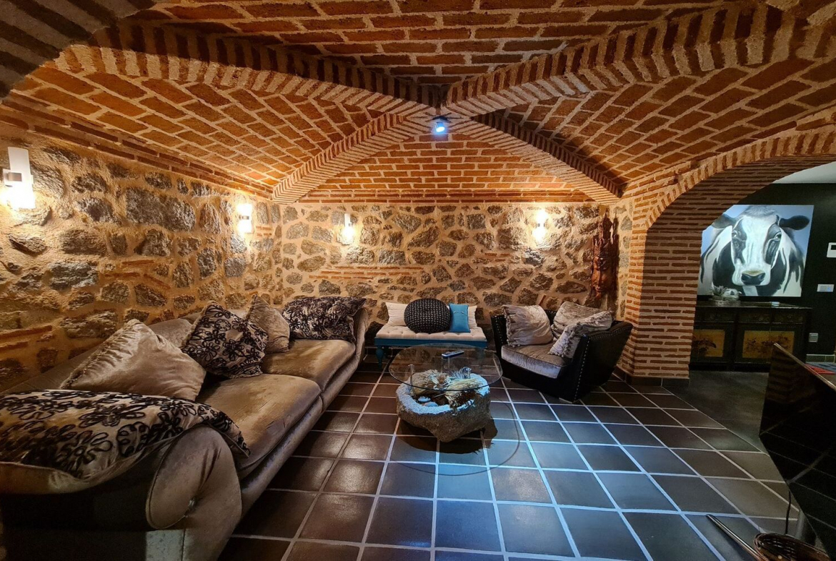 Chalet Independiente Villaviciosa de Odon Salon