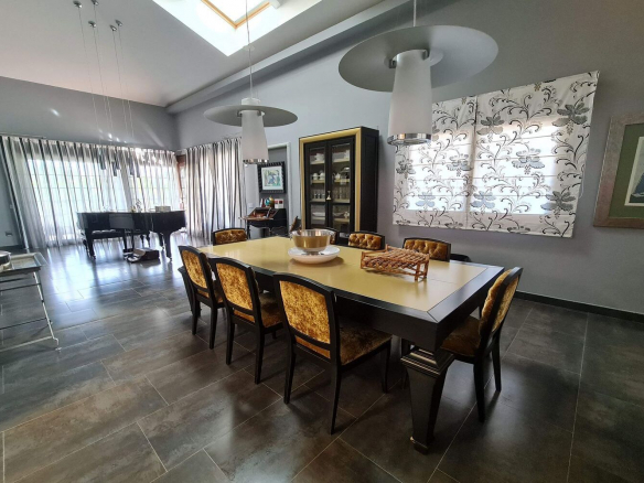 Chalet Independiente Villaviciosa de Odon Salon Comedor