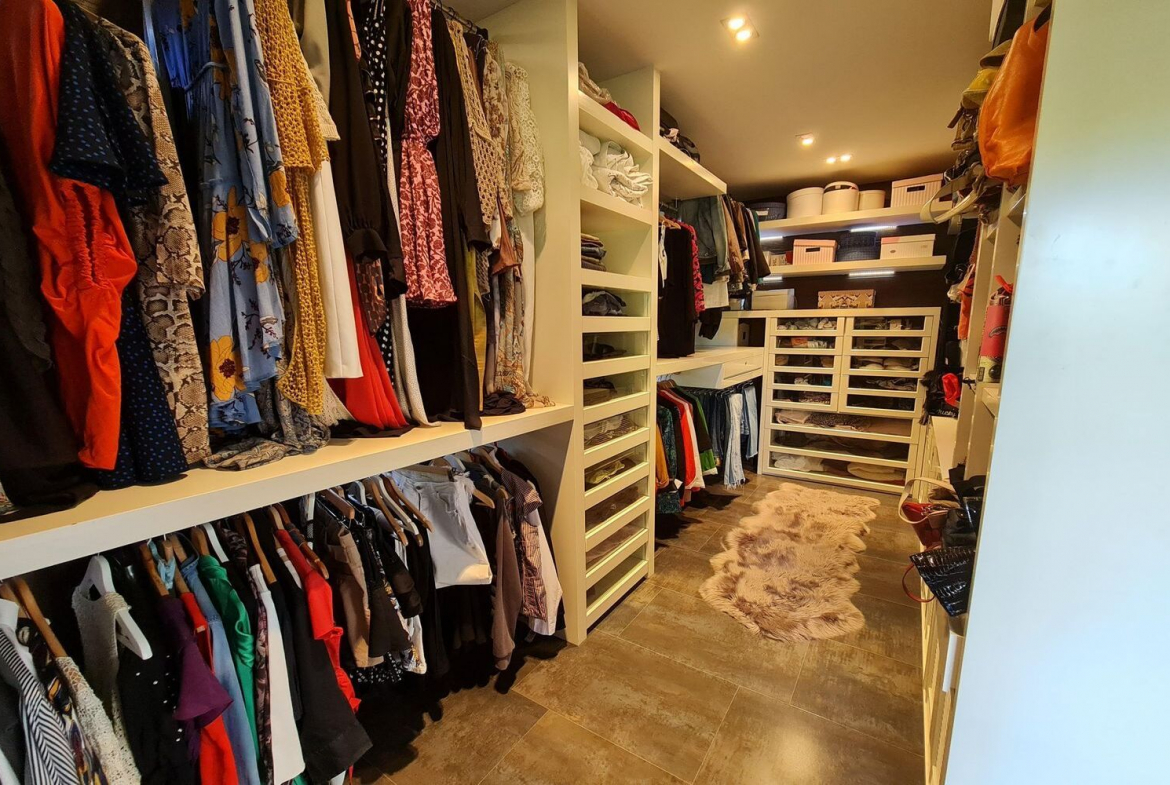 Chalet Independiente Villaviciosa de Odon Vestidor