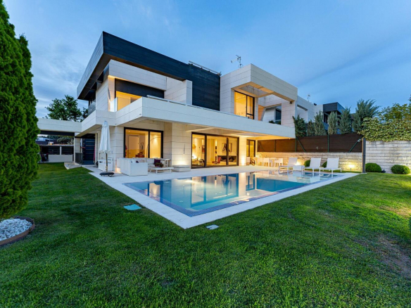 Chalet Independiente en Boadilla del Monte Exterior