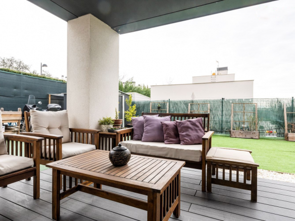 Chalet Independiente en Boadilla del Monte Porche