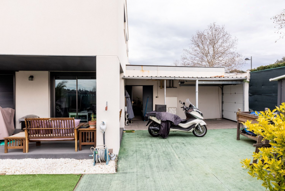 Chalet Independiente en Boadilla del Monte Porche
