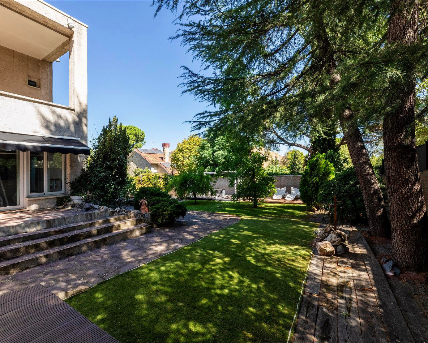 Chalet Independiente en Carretera del Plantio Jardin