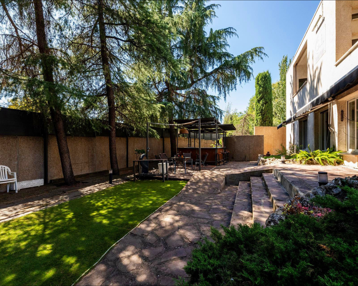 Chalet Independiente en Carretera del Plantio Jardin