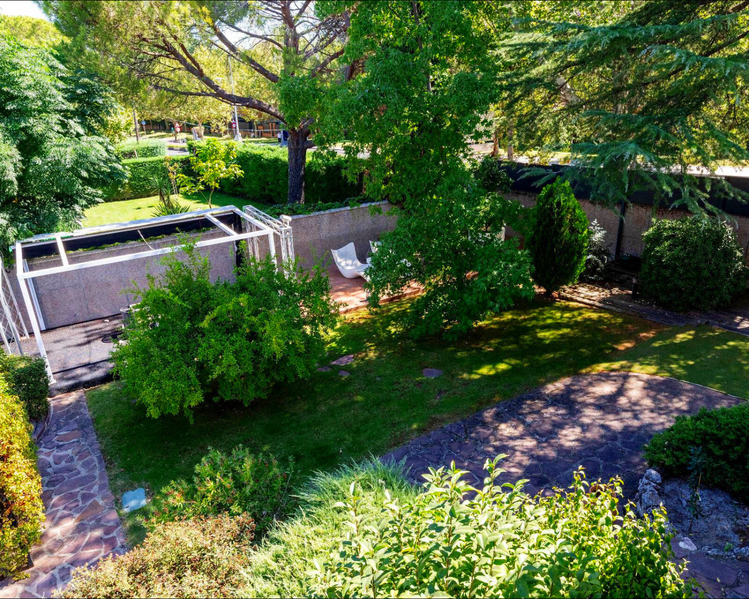 Chalet Independiente en Carretera del Plantio Jardin