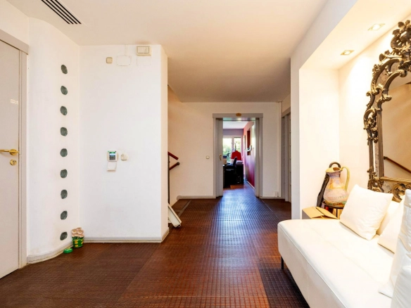 Chalet Independiente en Carretera del Plantio Pasillo