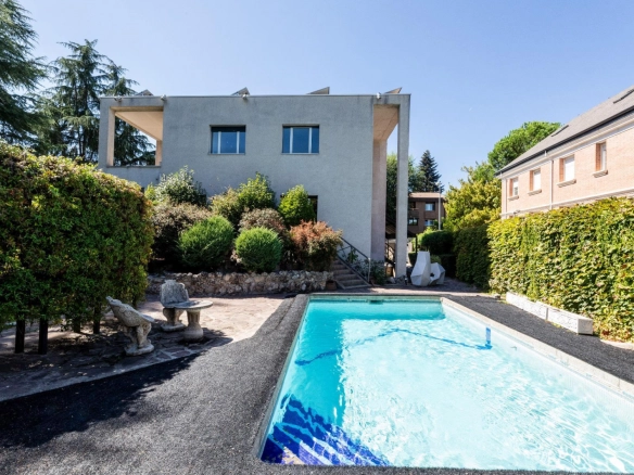 Chalet Independiente en Carretera del Plantio Piscina