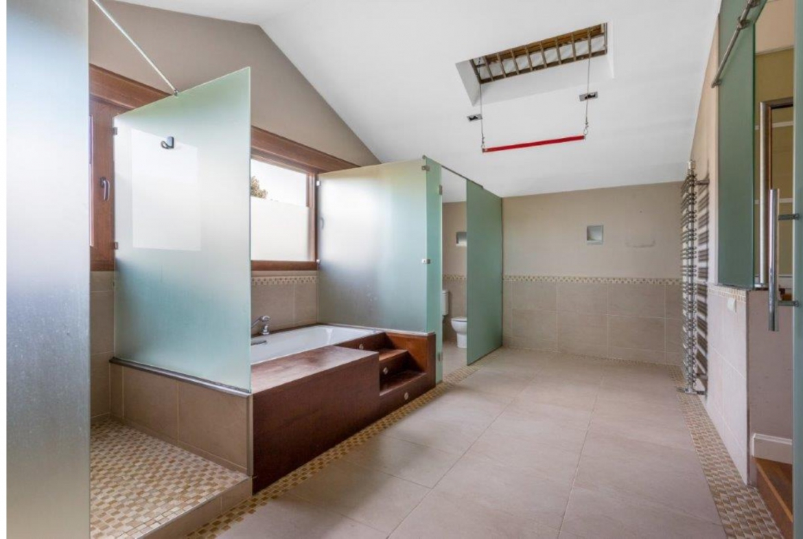 Chalet Independiente en Pozuelo de Alarcon Bano