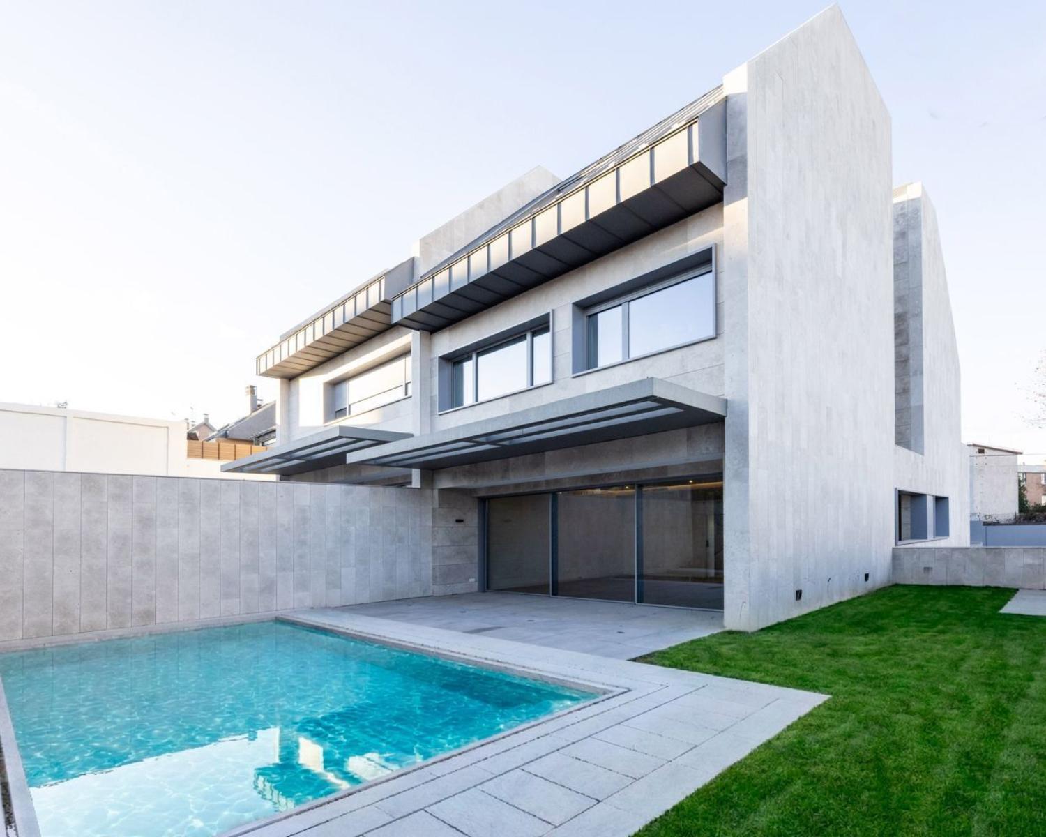 Chalet Independiente en Pozuelo de Alarcon Exterior webp