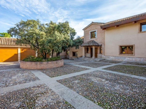 Chalet Independiente en Pozuelo de Alarcon Exterior