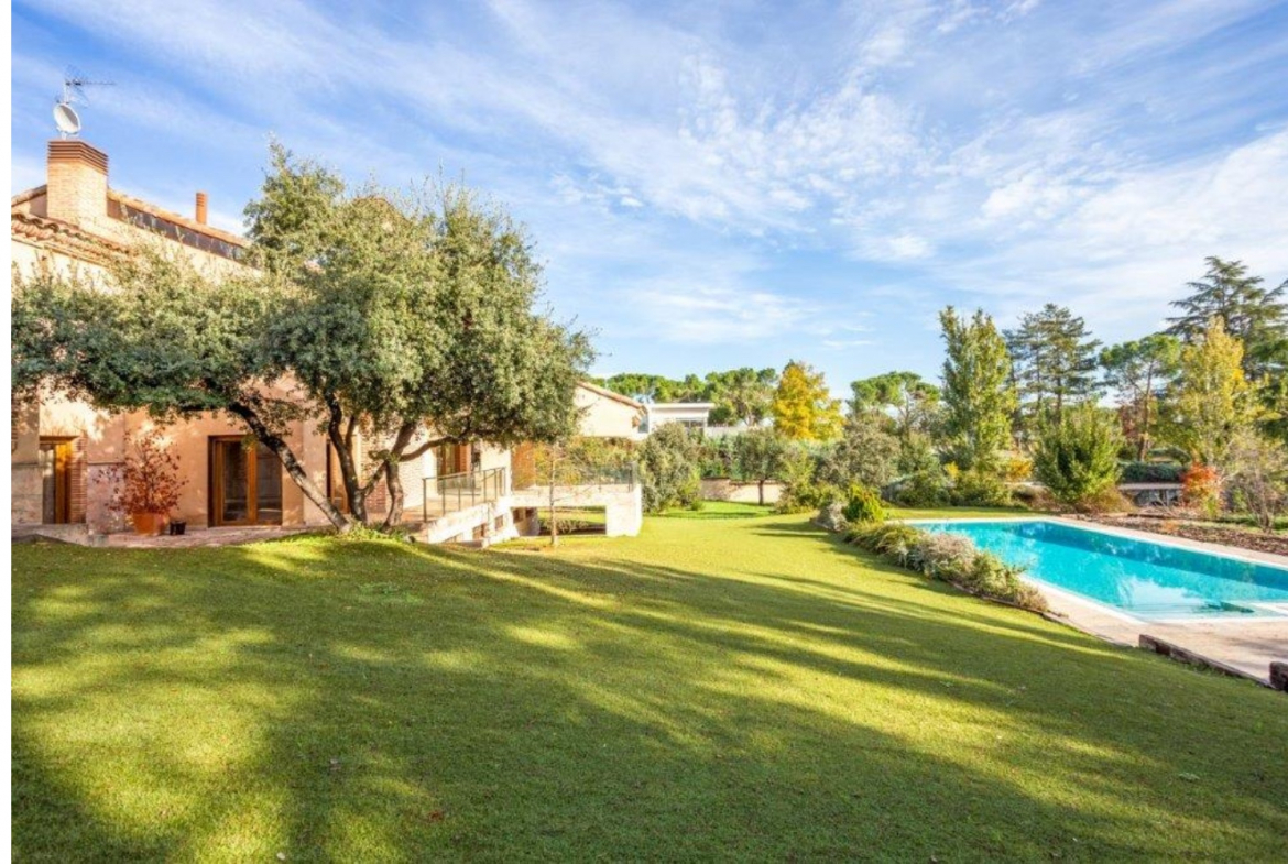 Chalet Independiente en Pozuelo de Alarcon Jardin