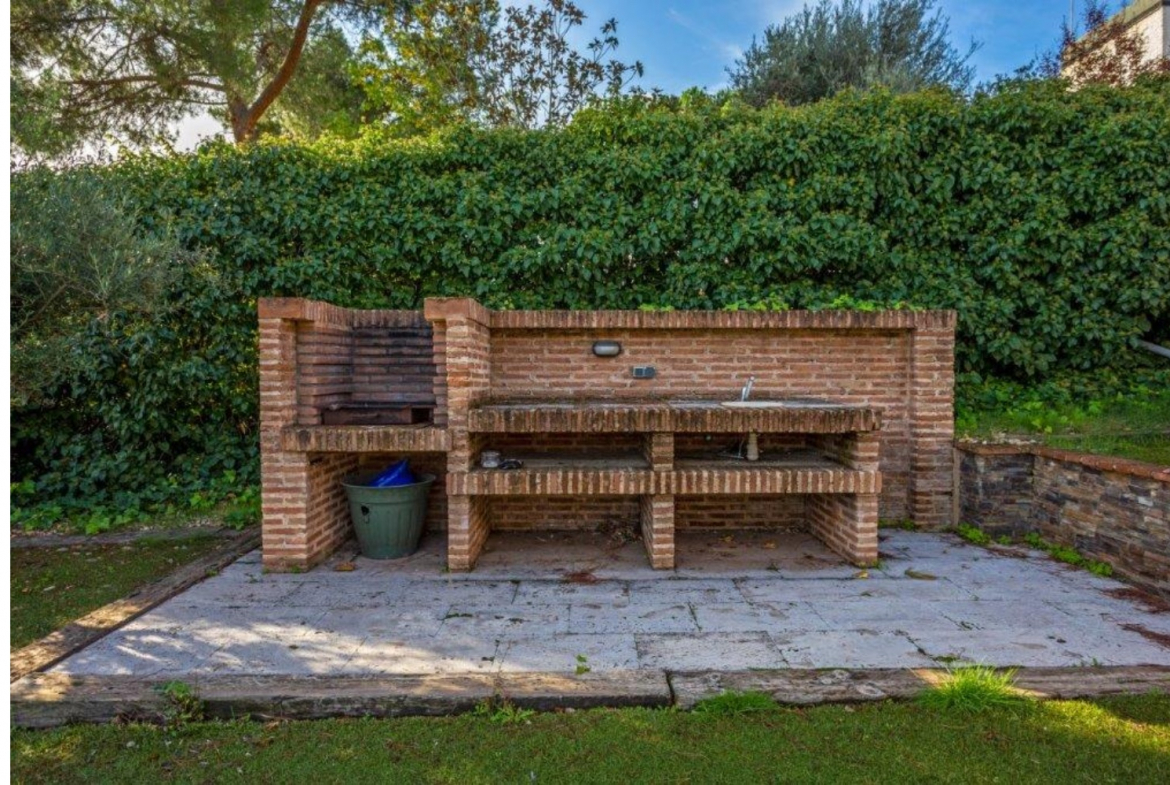 Chalet Independiente en Pozuelo de Alarcon Jardin