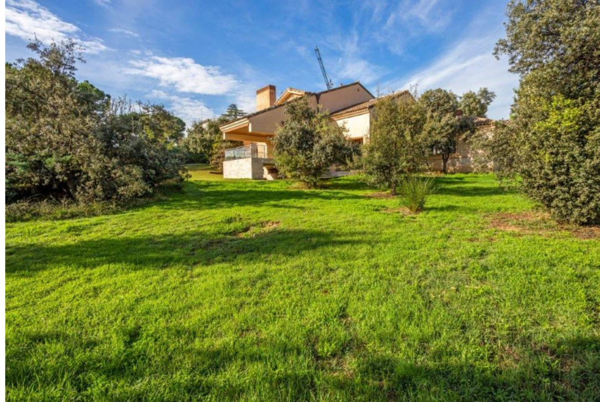 Chalet Independiente en Pozuelo de Alarcon Jardin