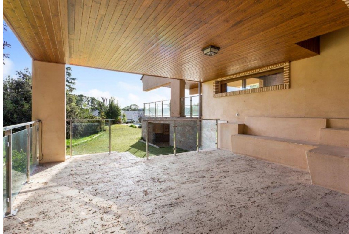 Chalet Independiente en Pozuelo de Alarcon Terraza