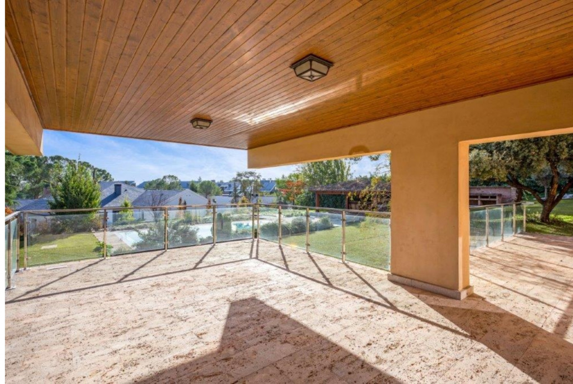 Chalet Independiente en Pozuelo de Alarcon Terraza