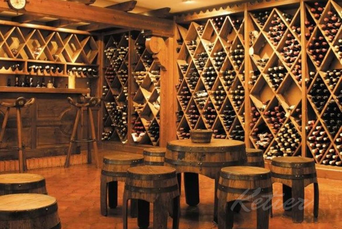 Chalet La Florida Bodega 01