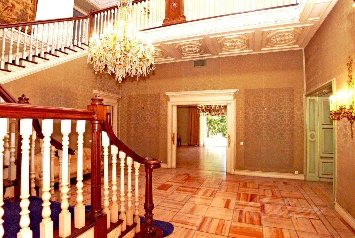 Chalet La Florida Hall 03