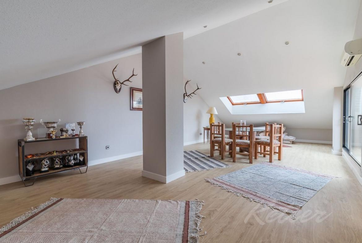 Chalet La Mazuela Atico