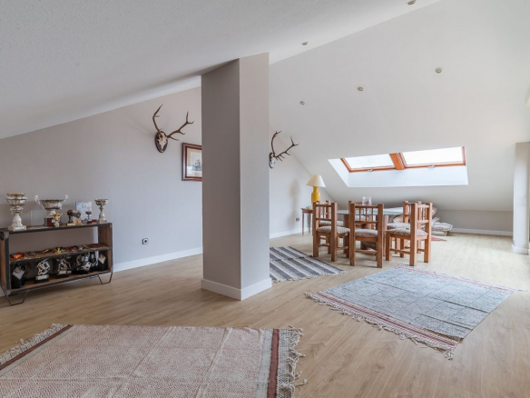 Chalet La Mazuela Atico