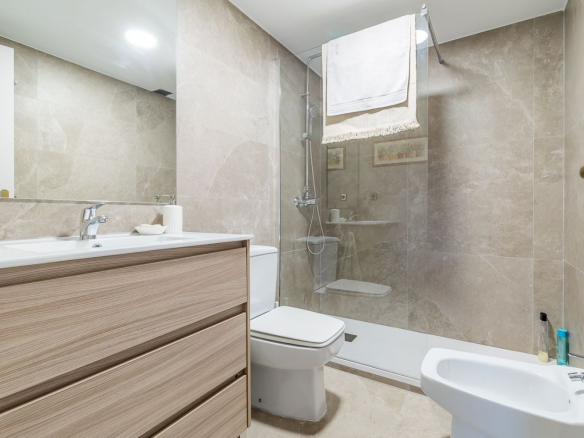 Chalet La Mazuela Dormitorio Bano