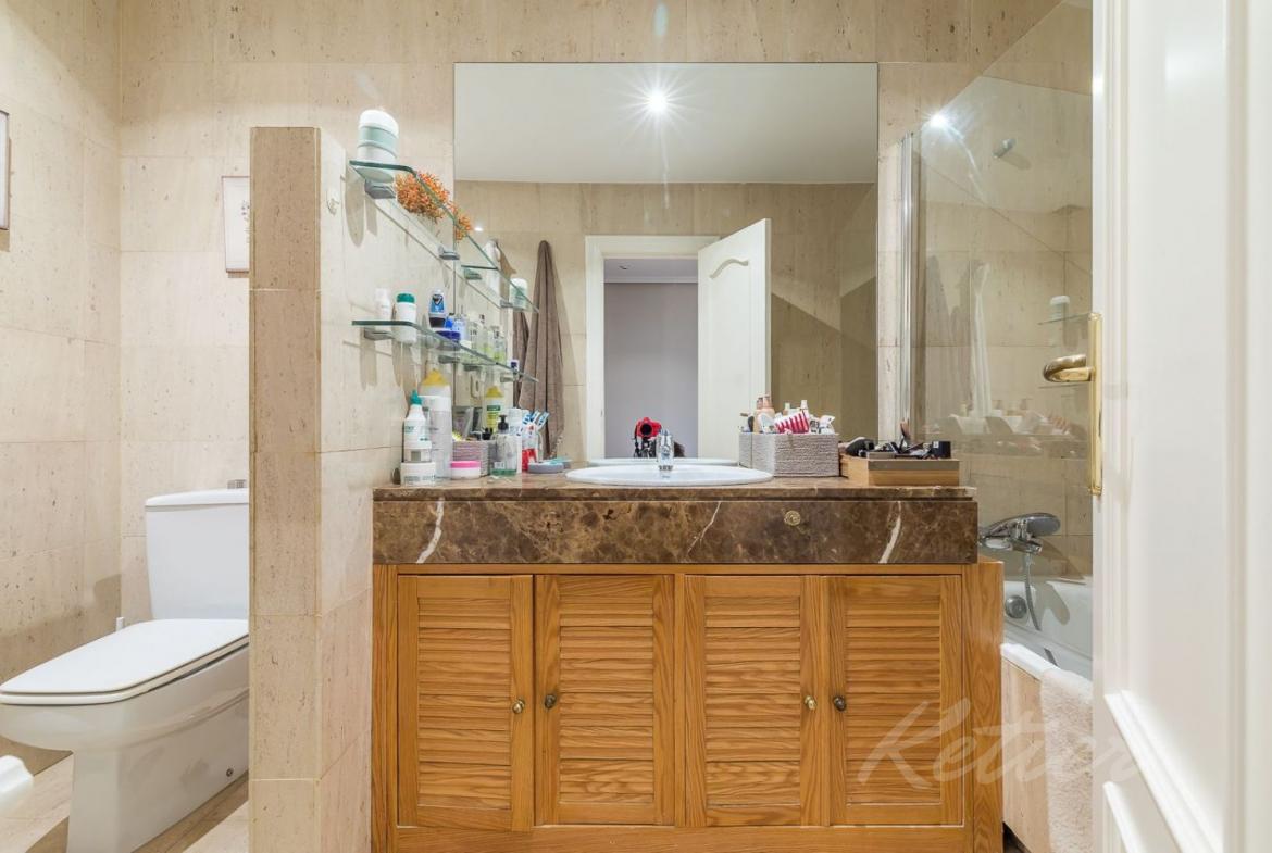 Chalet La Mazuela Dormitorio Principal Bano