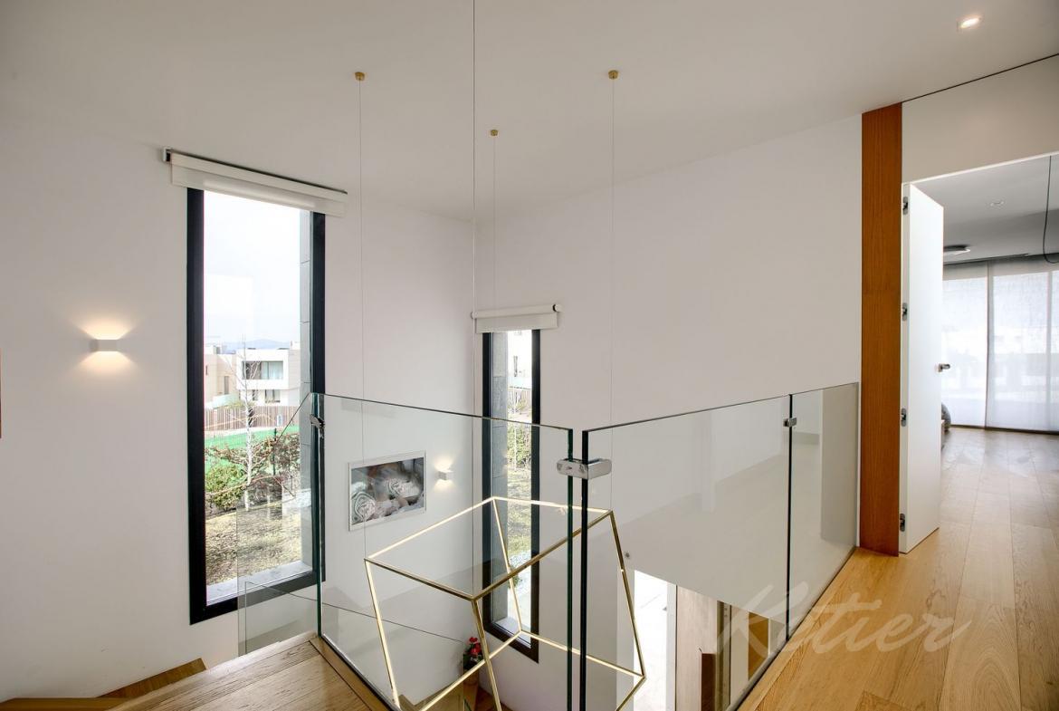 Chalet Los Satelites Escaleras