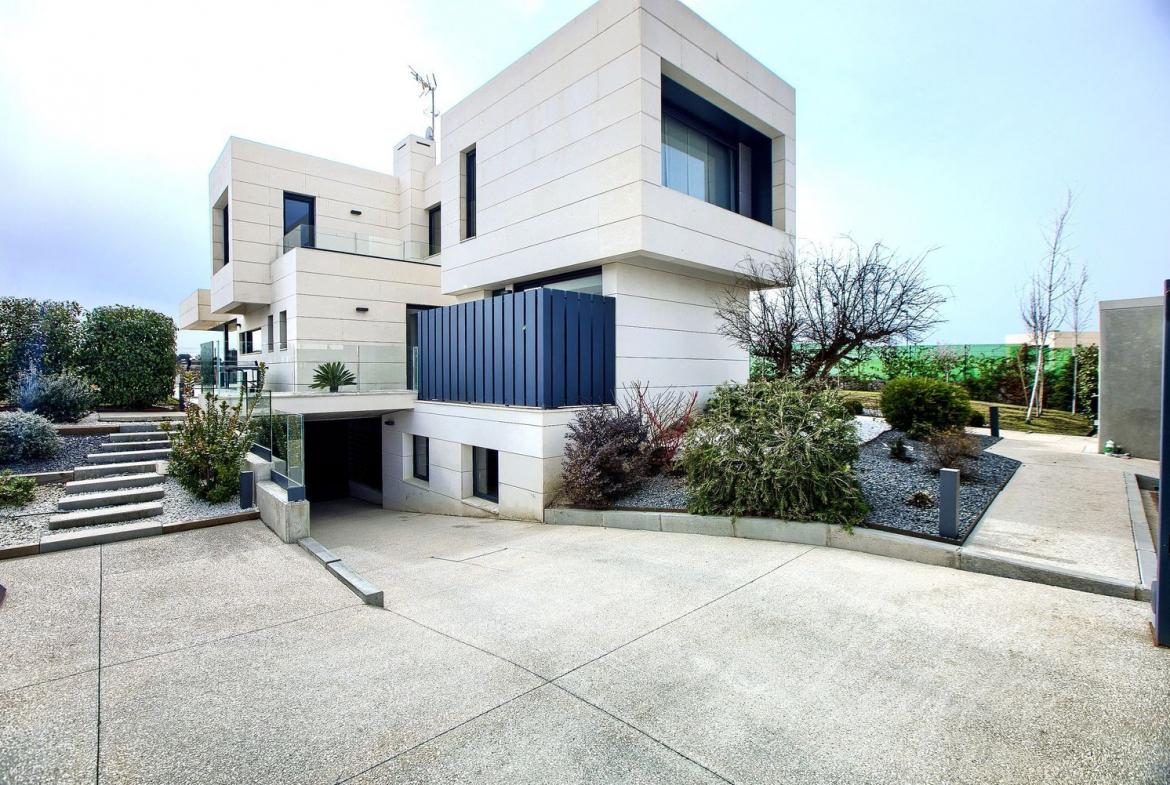 Chalet Los Satelites Jardin