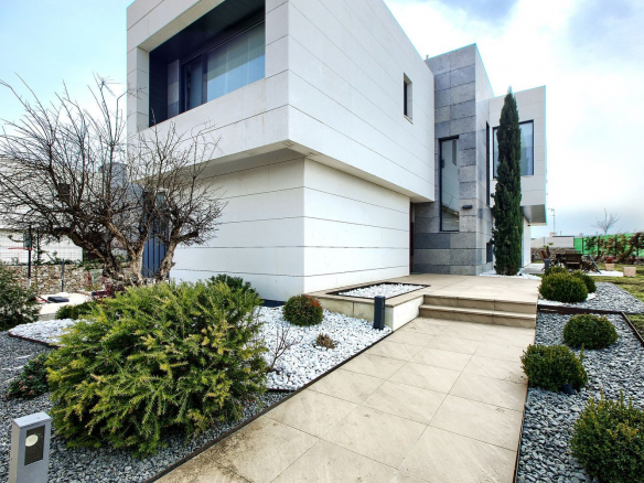 Chalet Los Satelites Jardin