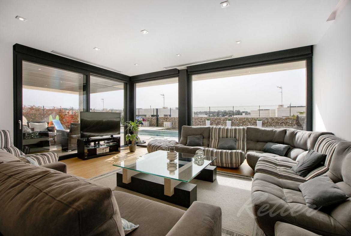 Chalet Los Satelites Salon