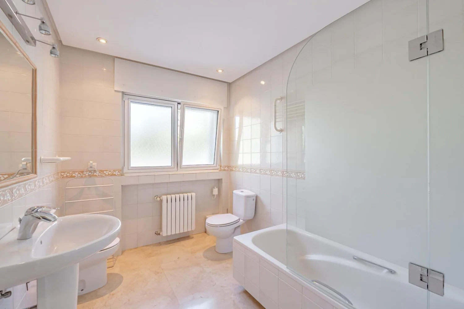 Chalet-Lujo-La-Chopera-Bano1-02