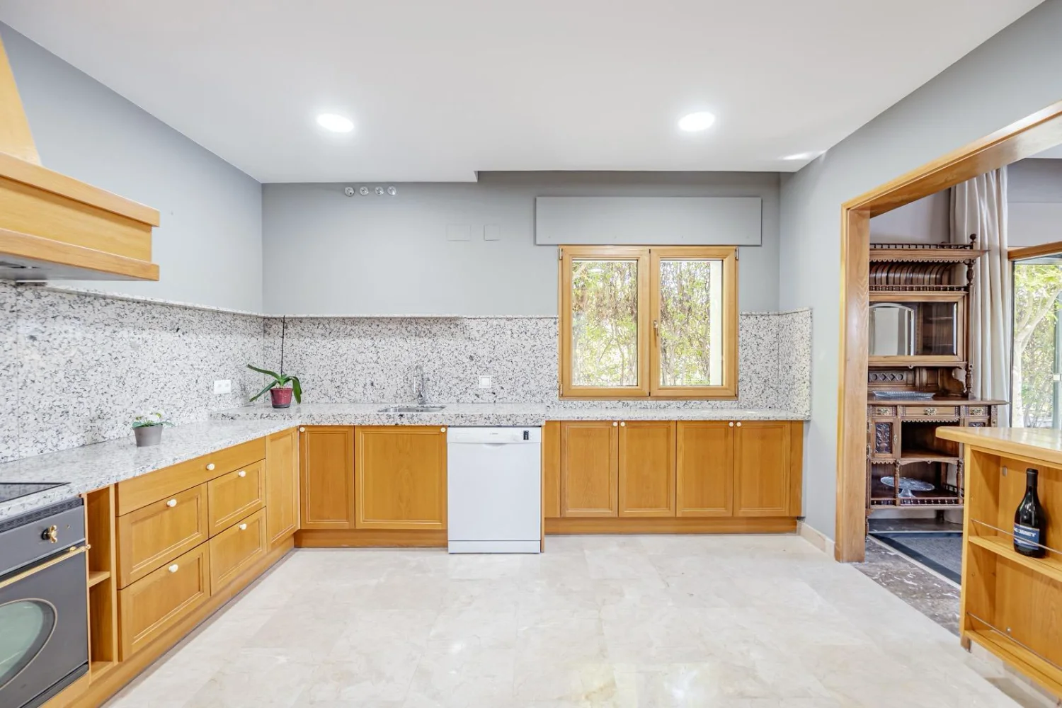 Chalet-Lujo-La-Chopera-Cocina-Planta-Baja-05