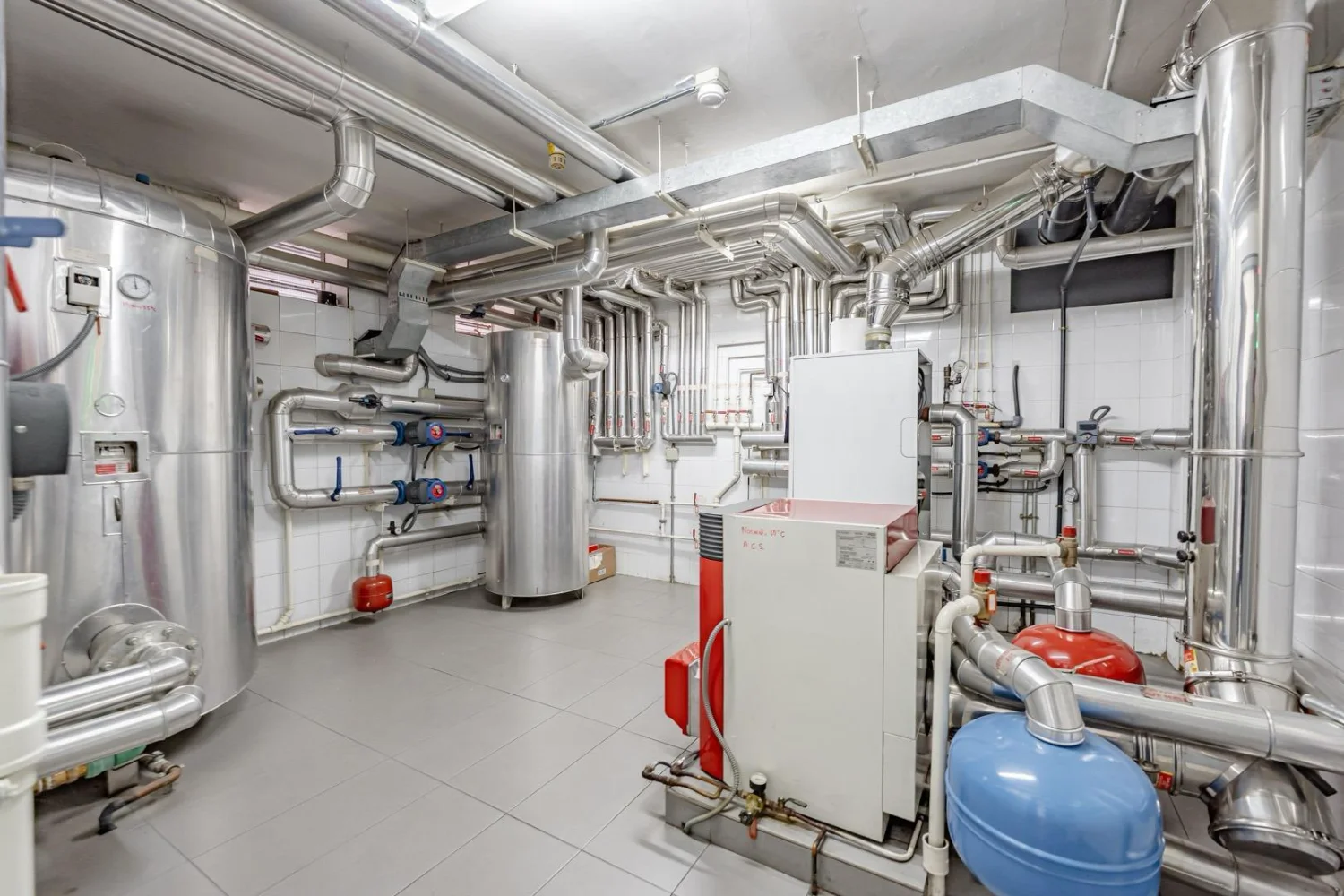 Chalet-Lujo-La-Chopera-Cuarto-Mantenimiento-01