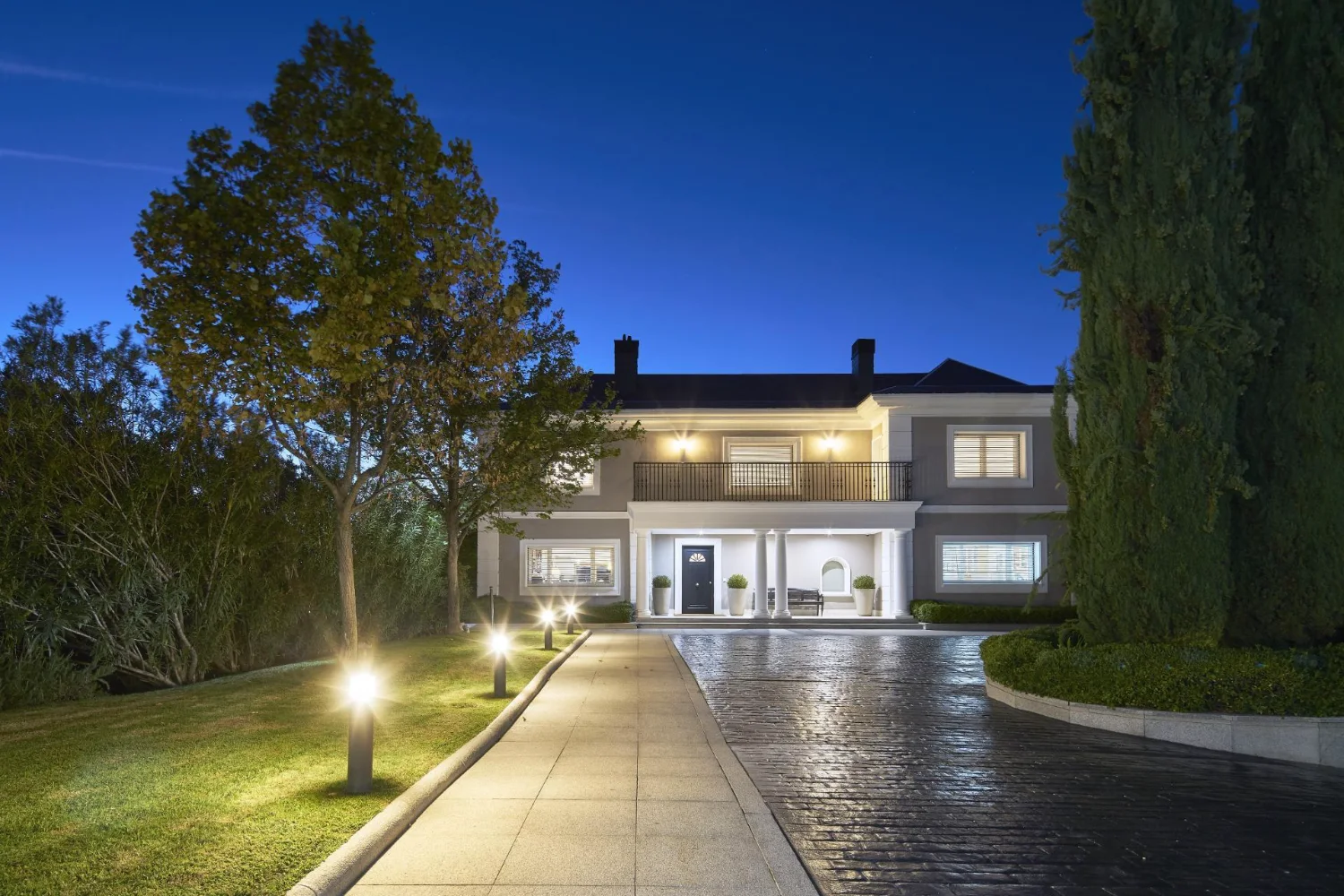 Chalet-Lujo-La-Chopera-Entrada-02