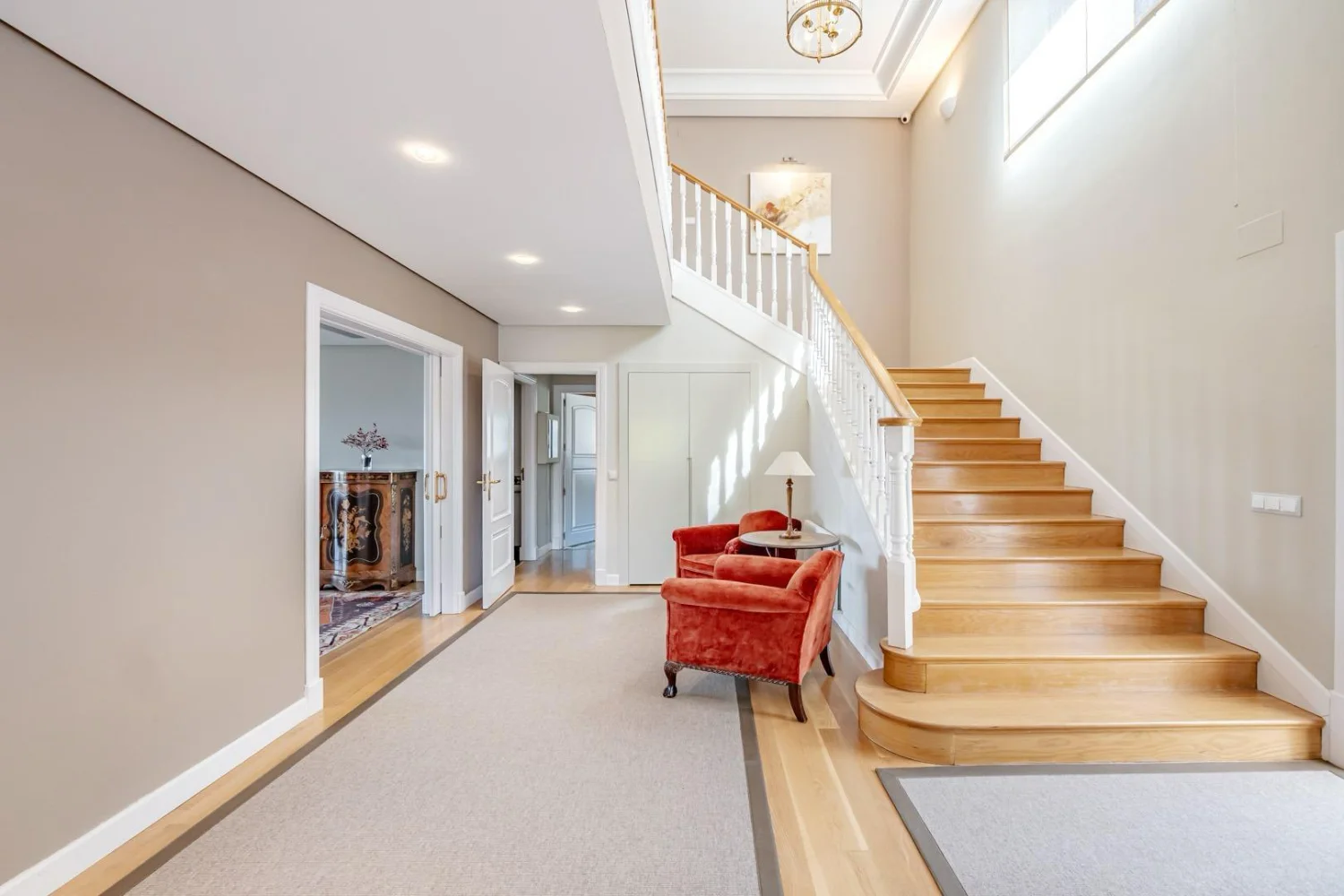 Chalet-Lujo-La-Chopera-Escalera-01