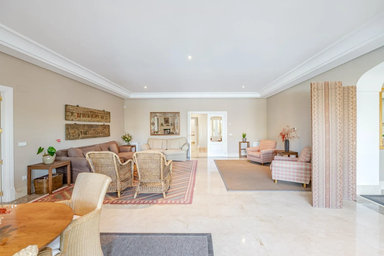 Chalet-Lujo-La-Chopera-Salon-Planta-Baja-02