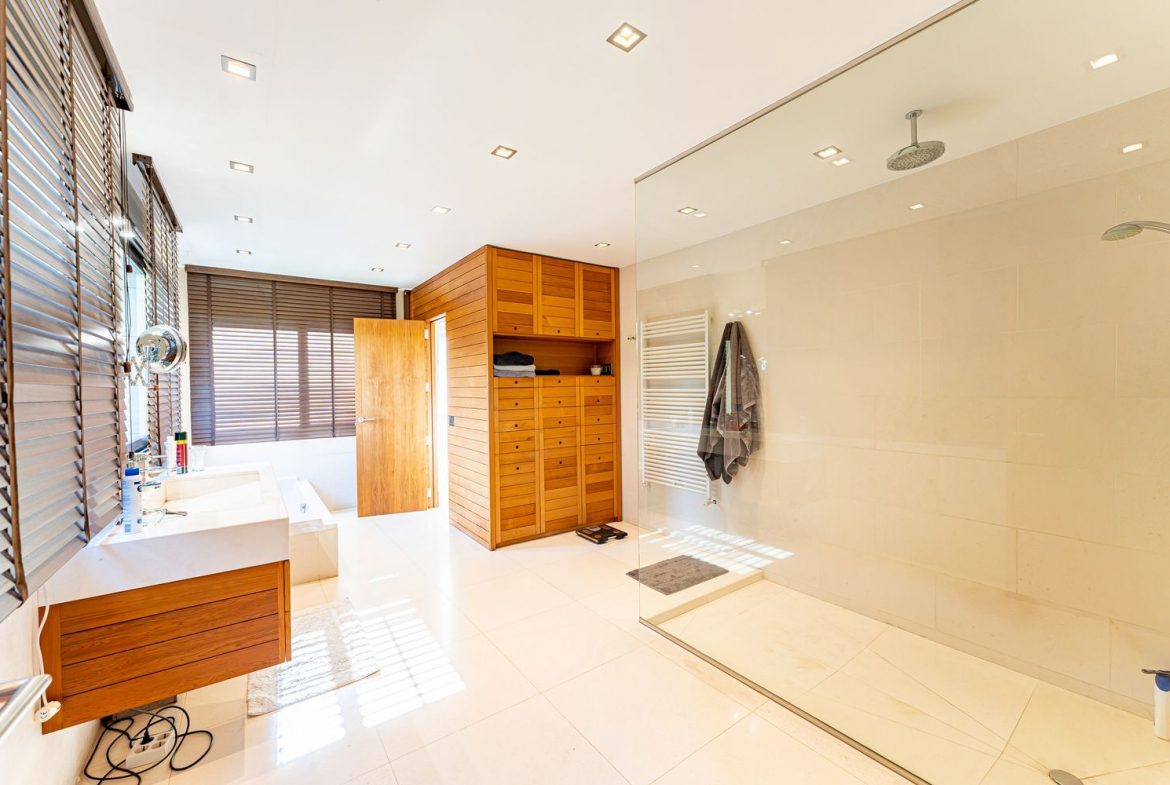 Chalet Lujo Villafranca Bano