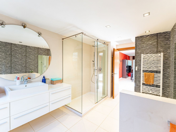 Chalet Lujo Villafranca Bano