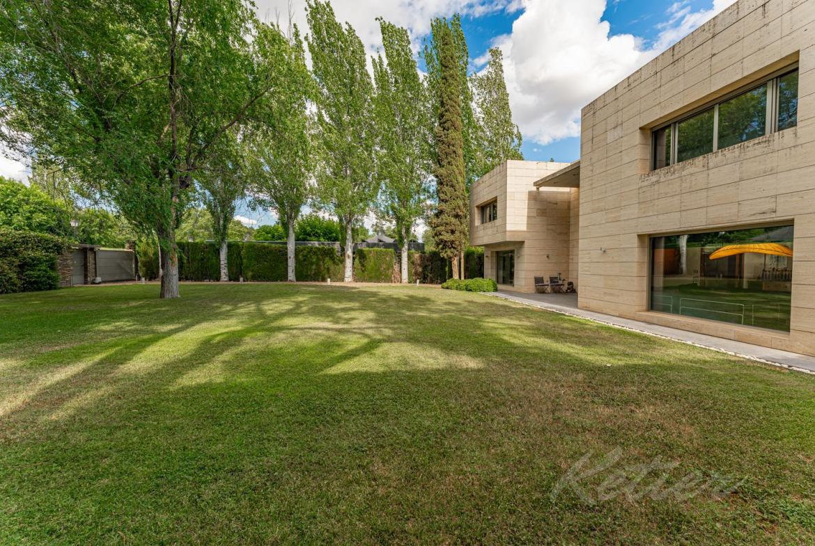 Chalet Lujo Villafranca Jardin