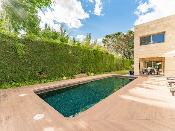 Chalet Lujo Villafranca Piscina