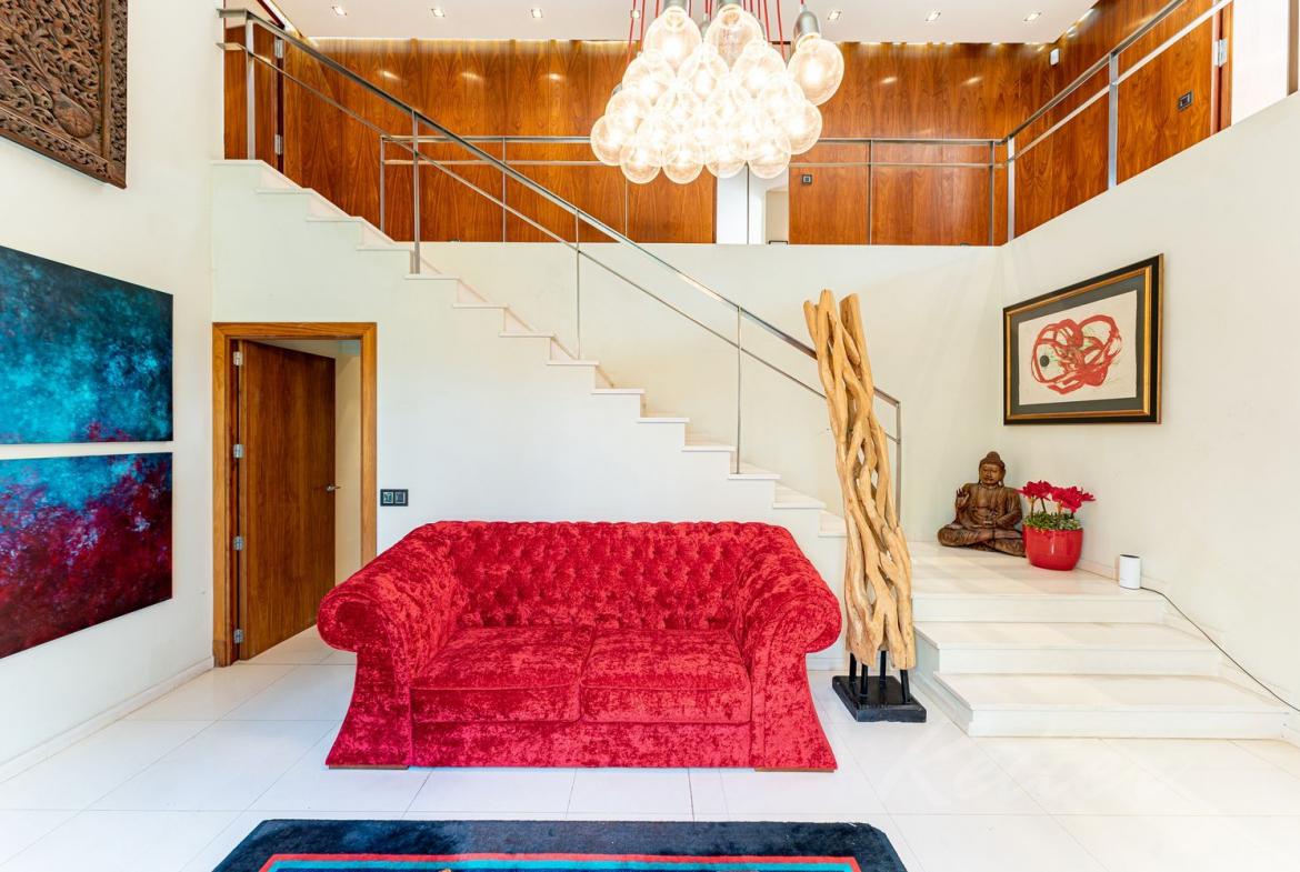 Chalet Lujo Villafranca Recibidor