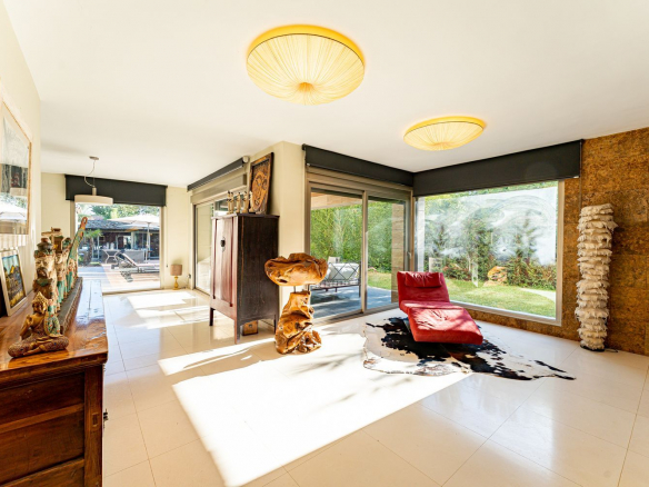 Chalet Lujo Villafranca Salon