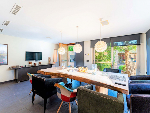 Chalet Lujo Villafranca Salon
