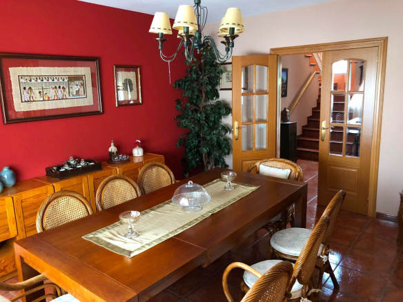 Chalet Monte Rozas Comedor 01